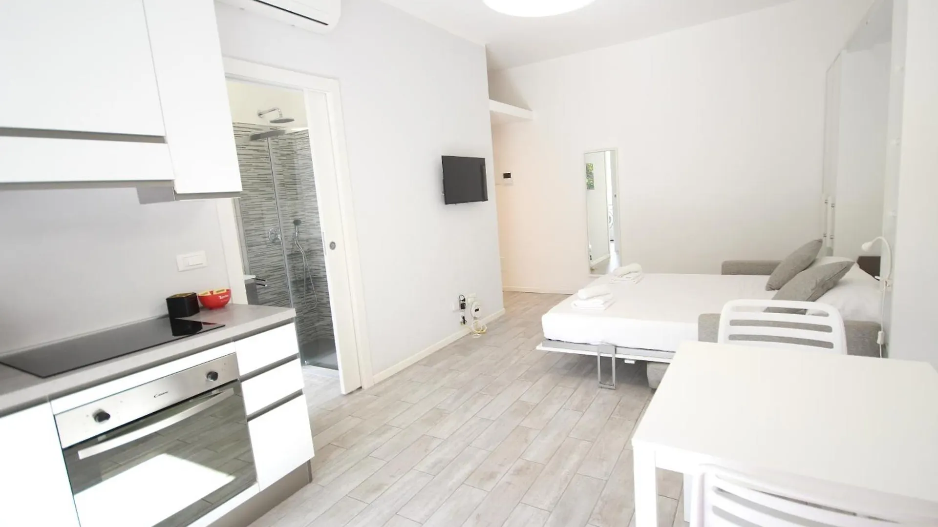 Veniero Apartment A - Sx Milano