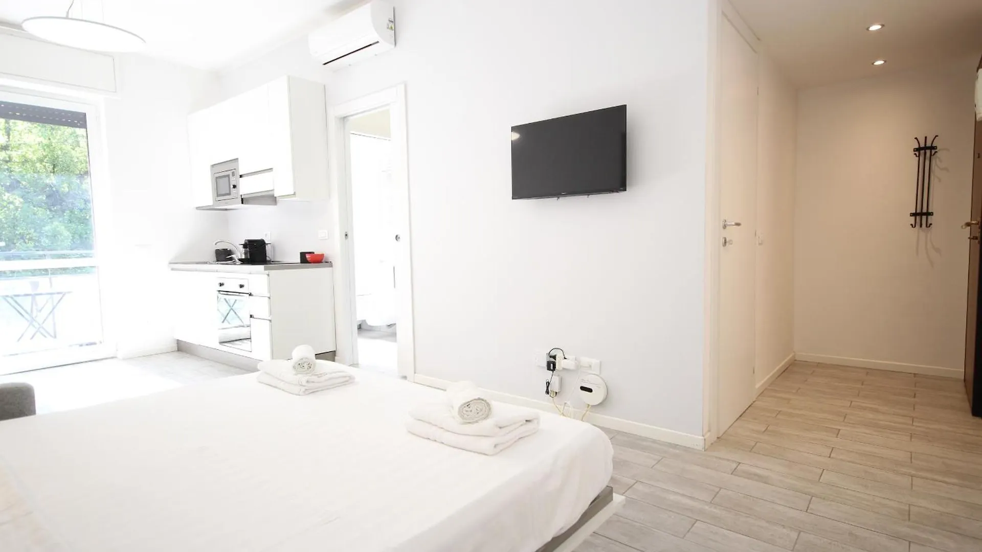 Veniero Apartment A - Sx Milano 0*,  Italia