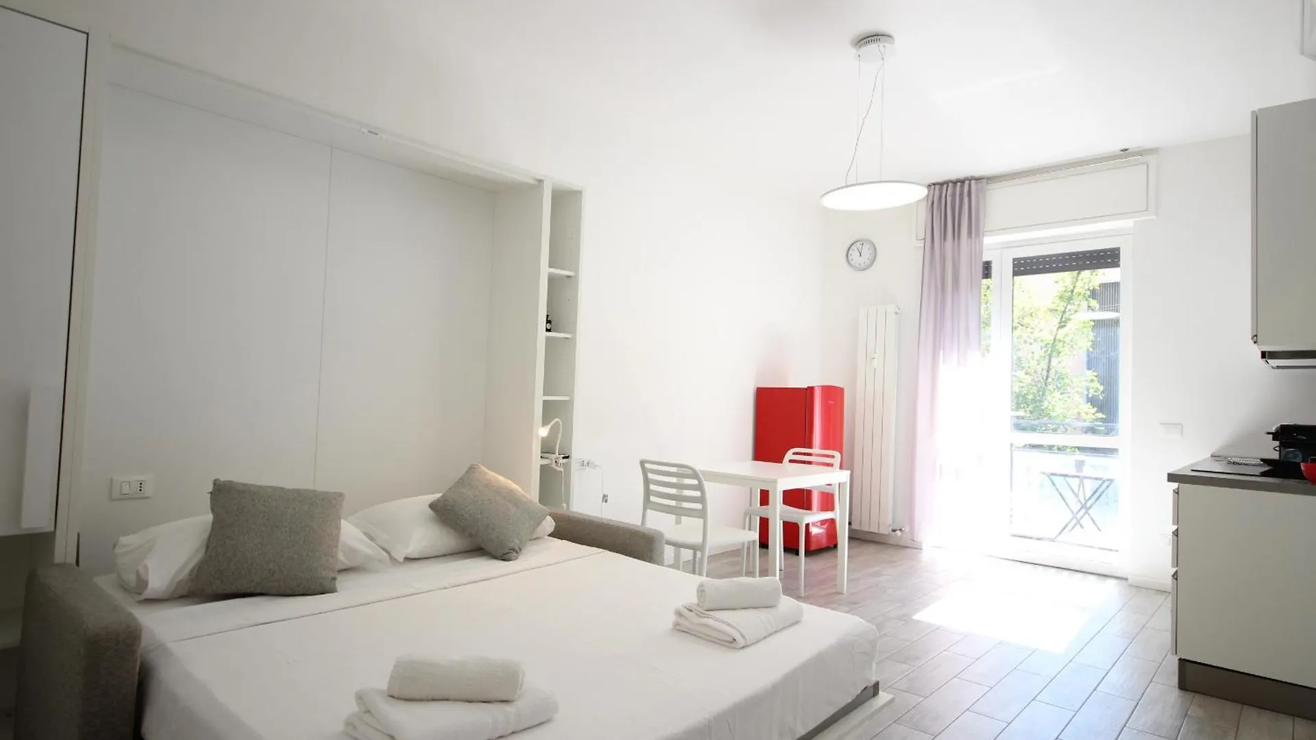 Veniero Apartment A - Sx Milan